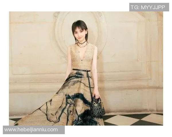 绯闻缠身的足球明星女神她的爱情故事与风波揭秘